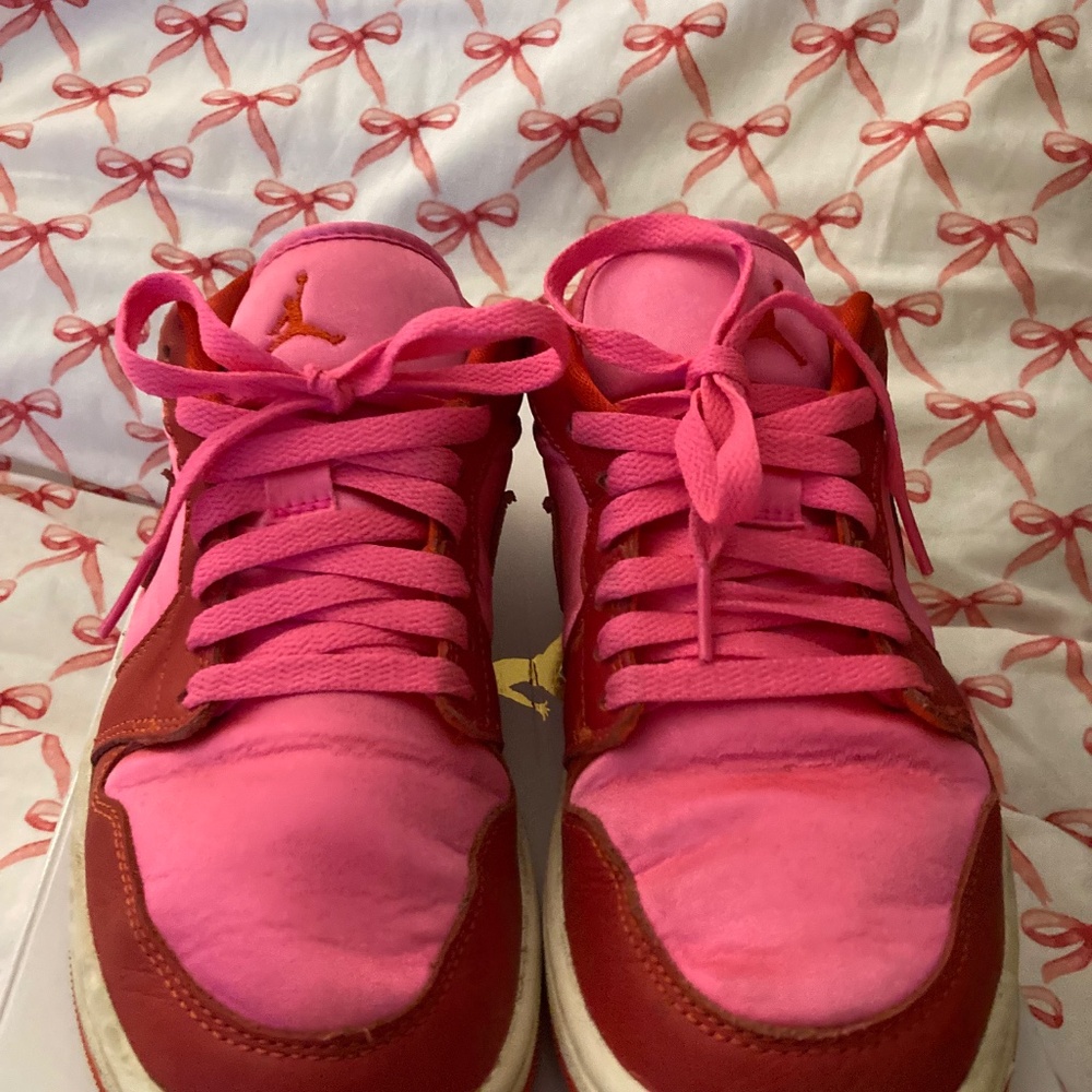 Red & pink Air Jordan 7.5 - Picture 3 of 3